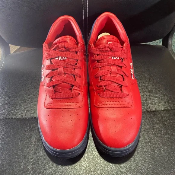 Fila Men's Bold Red Sneakers Size 10.5 - Picture 3 of 10